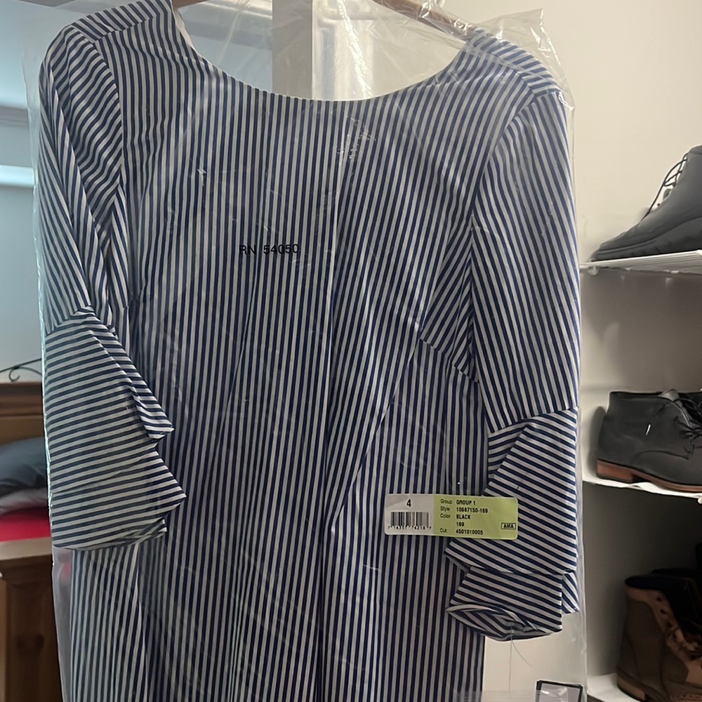 Nine West dress brand new size 4